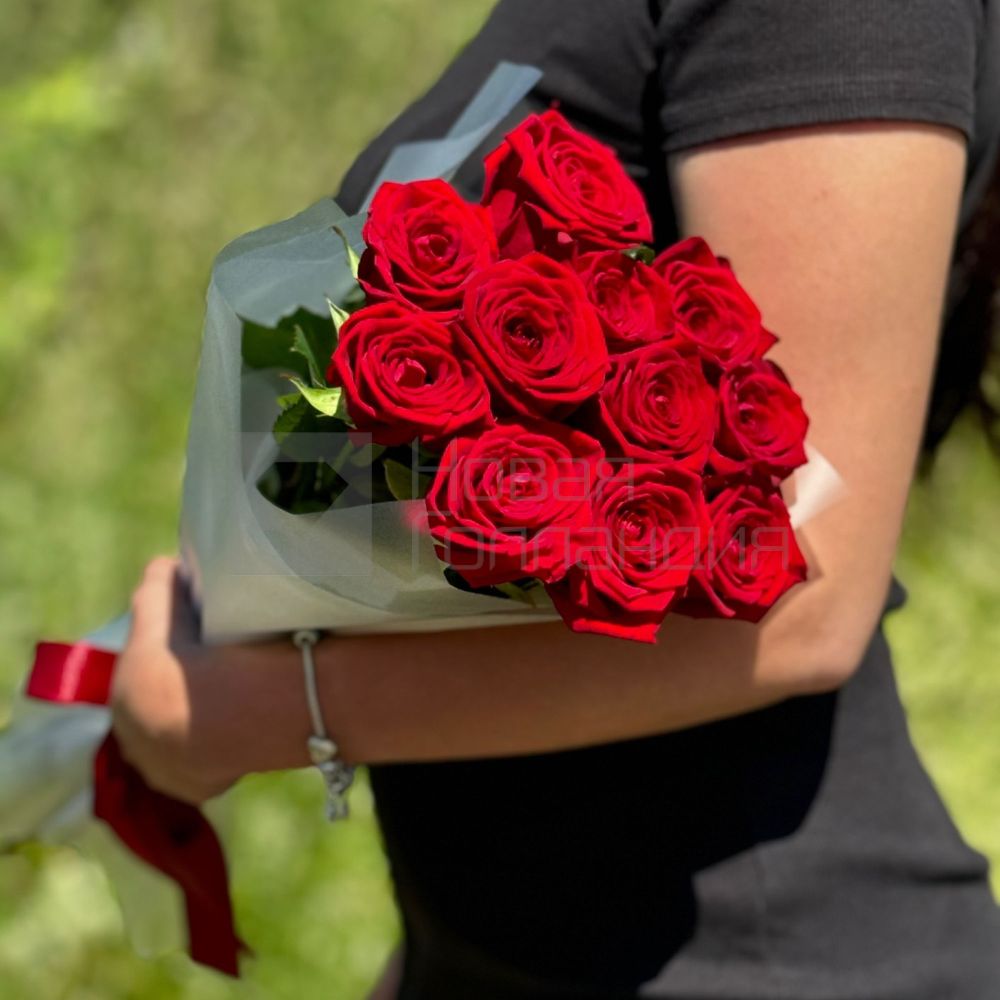 Букет 11 красных роз  50 см (16)