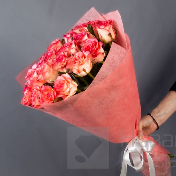 Букет 21 розовая роза  60 см