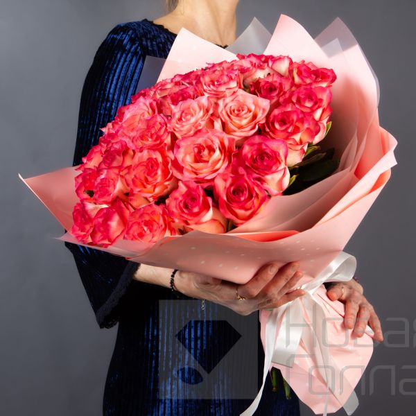 Букет 35 розовых роз 40 см