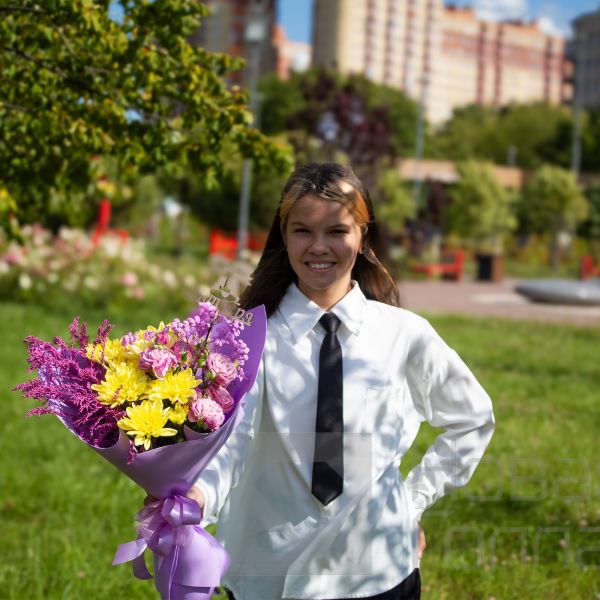 Букет Солнце в фиалке