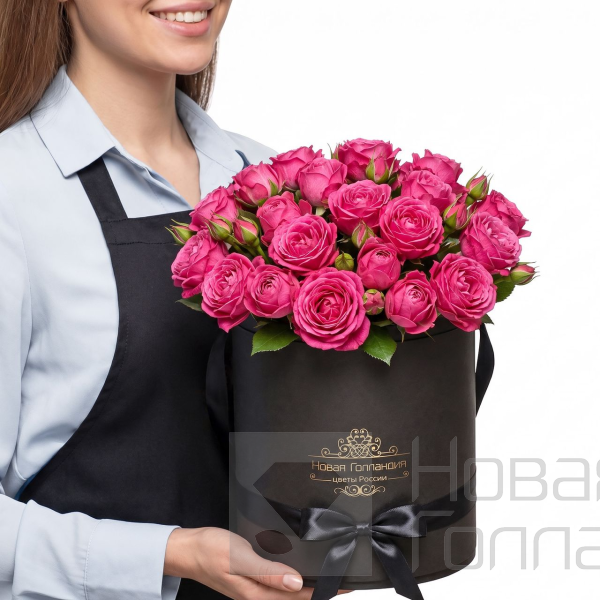 11 розовых кустовых пионовидных роз в черной шляпной коробке №239